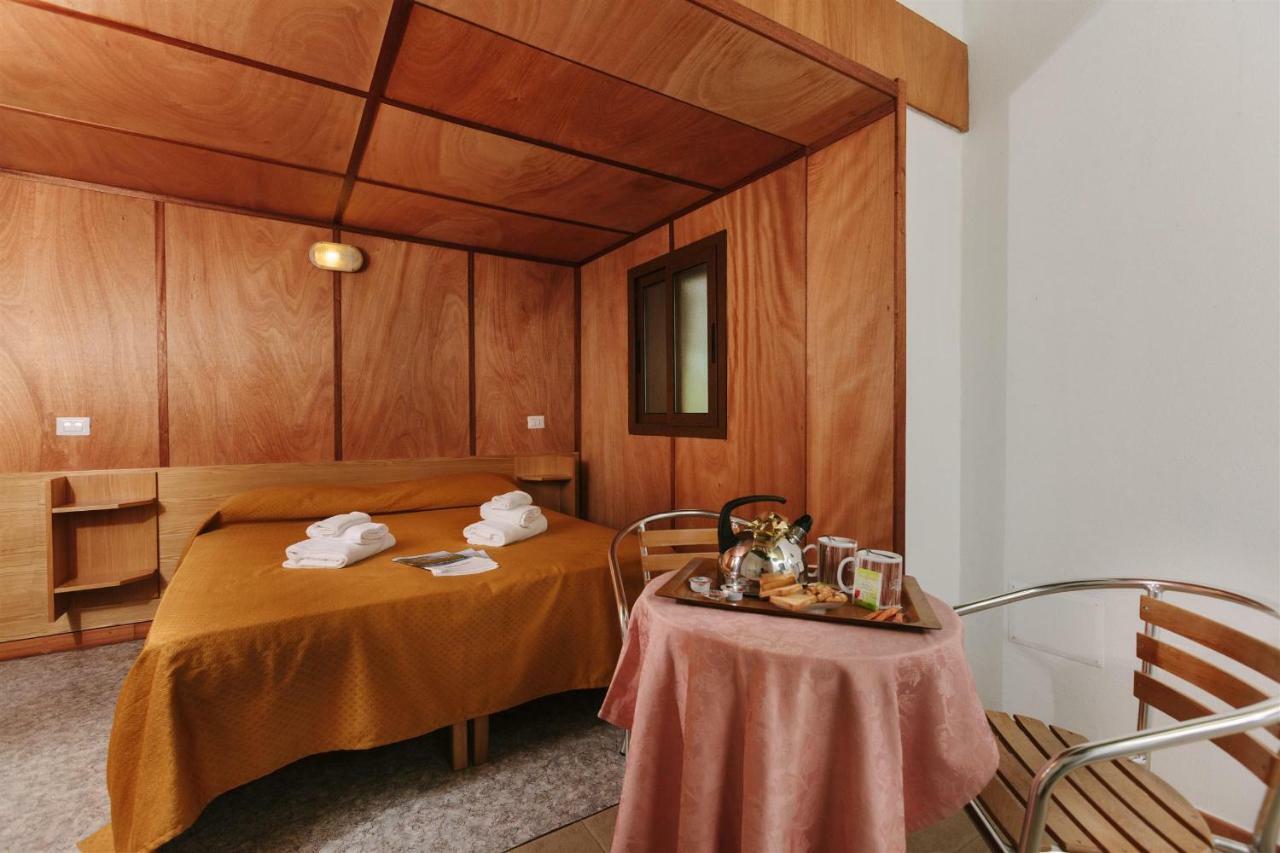 Villaggio Camping Torre Del Porticciolo Porto Conte Szoba fotó